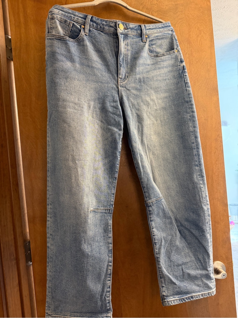 Kut from the Kloth Light Blue Straight Leg Jeans